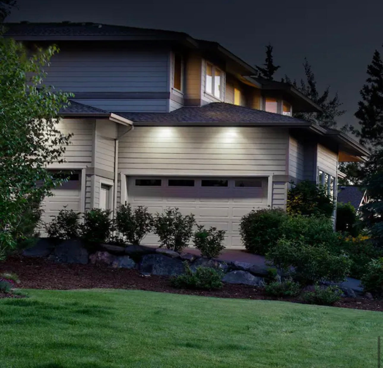 400-WATT EQUIVALENT CORN COB E26 BASE WITH E30 MOGUL ADAPTER HIGH LUMEN HID UTILITY LED LIGHT BULB DAYLIGHT (5000K)